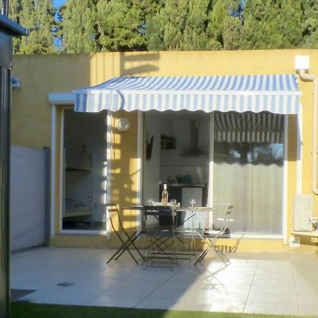 100 M De La Plage En Rdc Sanary-sur-Mer Extérieur photo
