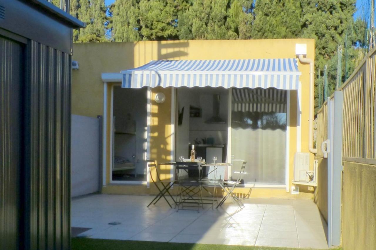 100 M De La Plage En Rdc Sanary-sur-Mer Extérieur photo